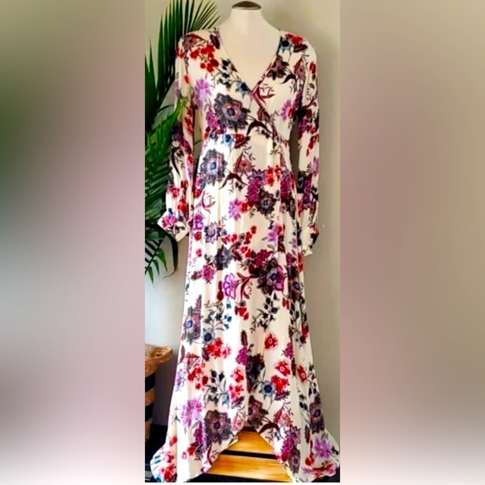 PATRONS OF PEACE Sz M Floral Faux Wrap Balloon Cuffed Sleeves Deep-V Maxi Dress